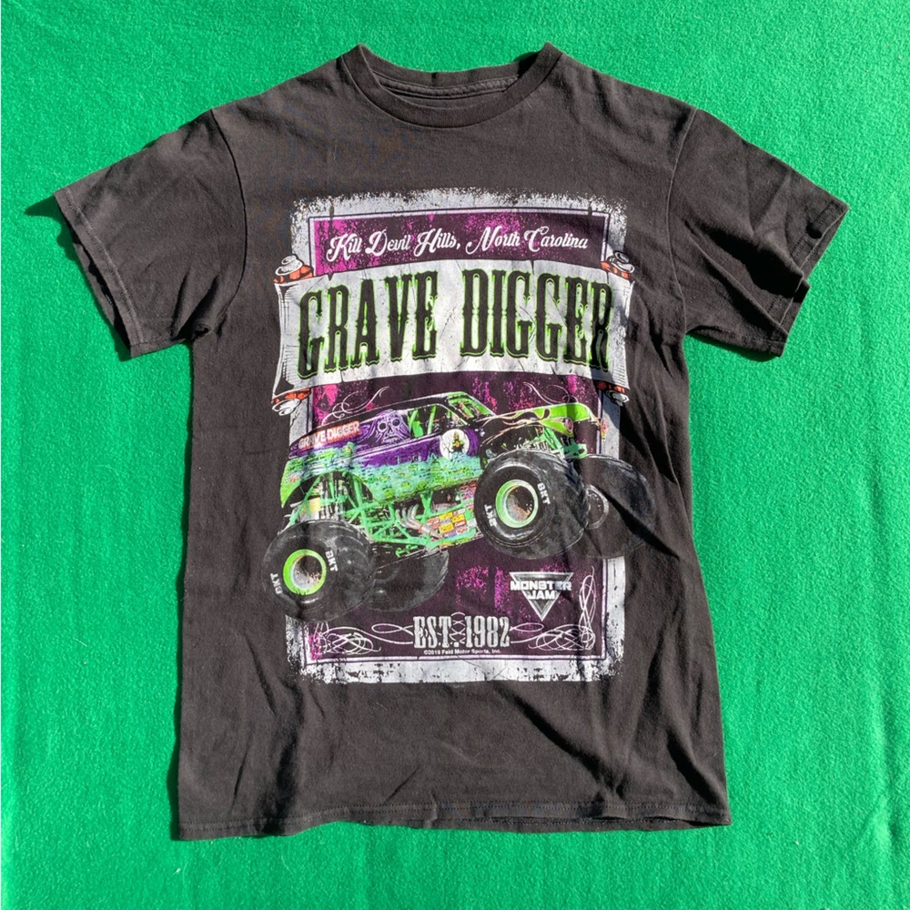 Grave digger T-shirt
